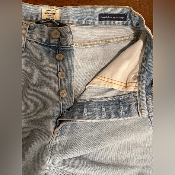 Citizens Of Humanity Light Wash Straight Jeans - Picture 3 of 7